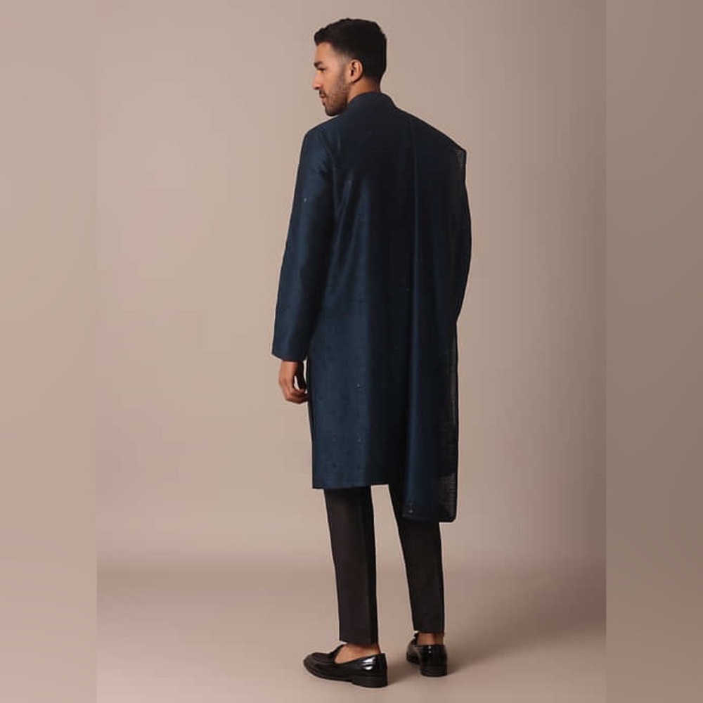 Men's Blue Kurta - Picture 2 of 16